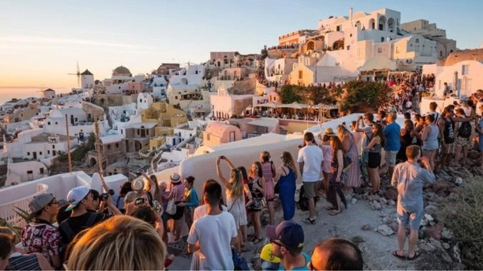 Γερμανικός τύπος: Οι παρενέργειες της ελληνικής τουριστικής ανάπτυξης